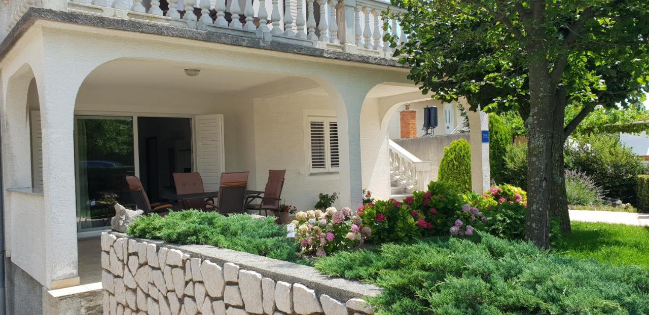 Apartment Nina Novi Vinodolski Exterior foto